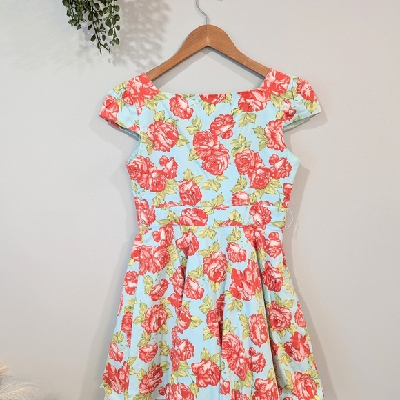 Floral Cap Sleeve Dress - Picture 9 of 13